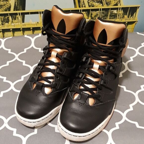 adidas Shoes - Adidas sneakers sz.8/9/40